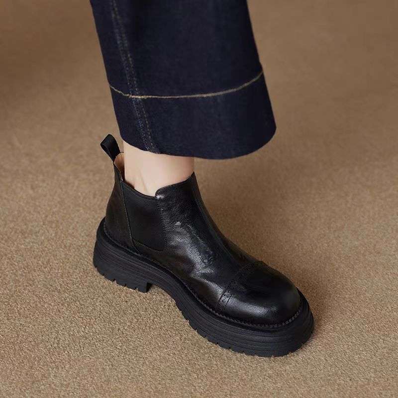 Martin Slip-On Short Boots Round Toe Chelsea 2025 Autumn and Winter New Retro British Style Ankle Boots Thick Sole Fashion
