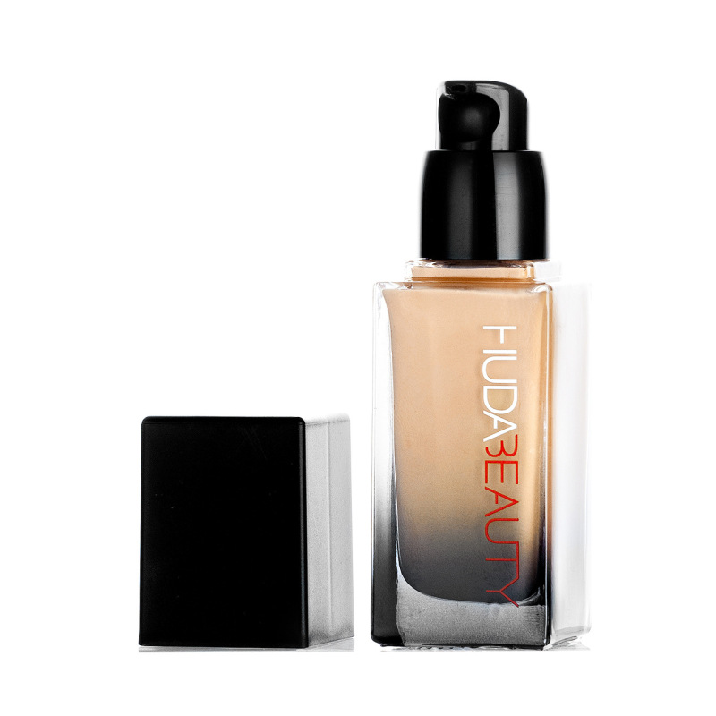 Huda 粉底液Beauty 胡达美丽控油遮瑕保湿哑光هودابيوتي|undefined