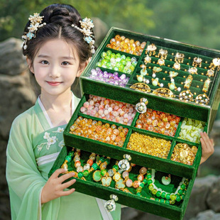 Children's Bracelet Beaded Bracelet Handmade DIY Material Girl's Birthday Toy Gift Box Girl Wears Beads