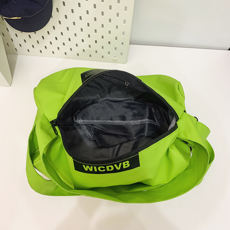 Bolsa de mensajero de un solo hombro separada en seco y húmedo, bolsa de viaje de gran capacidad, versión coreana, bolsa grande súper fresca y duradera, bolsa de almacenamiento de bolsa de fitness