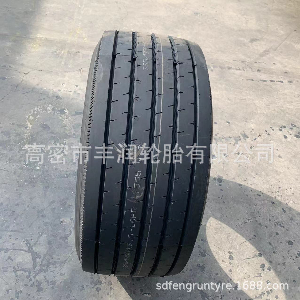供应385/55R19.5 钢丝胎，五线花纹，拖车轮胎385/55R19.5 轮胎。
