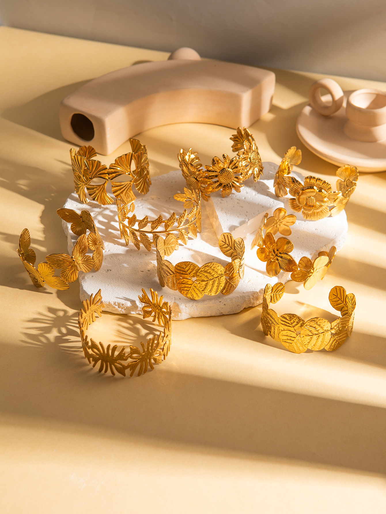 29g Weight 18K Gold Plated Plating Material Bangle Classification Titanium Steel Chain Material 1 Piece Quantity Casual, Party, Street Occasion Titanium Steel Material Flower, Butterfly Pattern All Seasons Season Women's Gender Plating Design IG Style Style Gold Color IG Style Flower Butterfly Titanium Steel 18K Gold Plated Bangle In Bulk 3