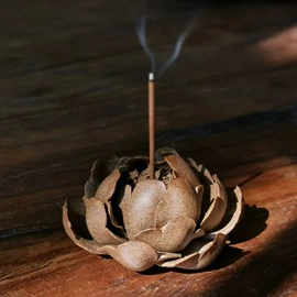 香炉;香托/香盘;陶瓷工艺品