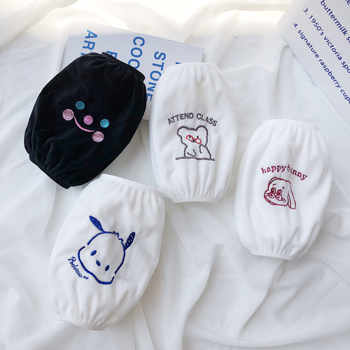 Cozy Cartoon Student Sleeve Set - Autumn/Winter New Arrival, Korean Style Anti-Dirt Fleece Short Sleeve Cover, Internet Celebrity Fashion Protection Sleeve, Instagram Trendy