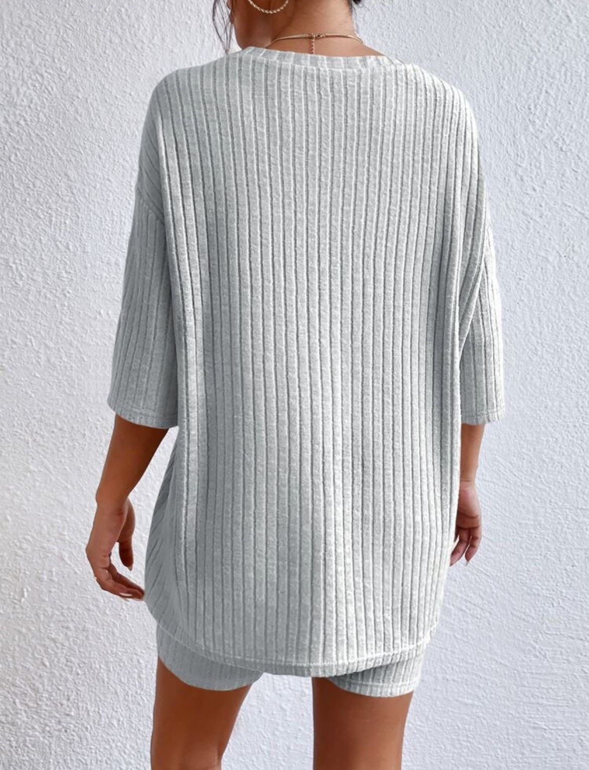 Women's Casual Solid Colour Shorts Set Round Neck Spring Outfit_voghion.com