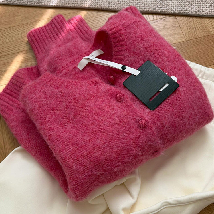 One! European Classy Rose Pink Mohair Sweater for Women in Autumn and Winter, Warm, Soft, Waxy, Comfortable and Versatile Knitted Cardigan