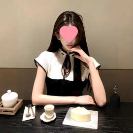纯欲辣妹半高领系带镂空短袖针织衫女气质撞色别致设计感拼接上衣