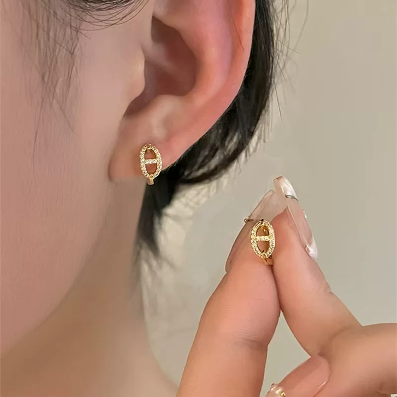 Серьги, модные универсальные трендовые серьги-каффы с камнями в виде бриллиантов, стиль Chanel, высококачественный стиль