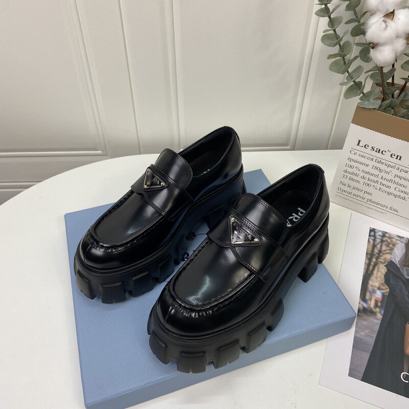 Metal Triangle Logo Thick-Soled Platform Loafers for Women, Height-Increasing Casual Shoes Made of Calfskin