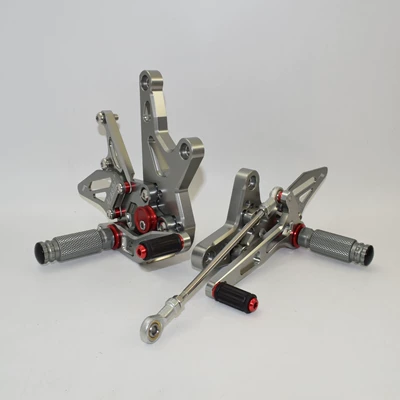 Motorcycle pedals 250 400 Z400 18-23 - titanium