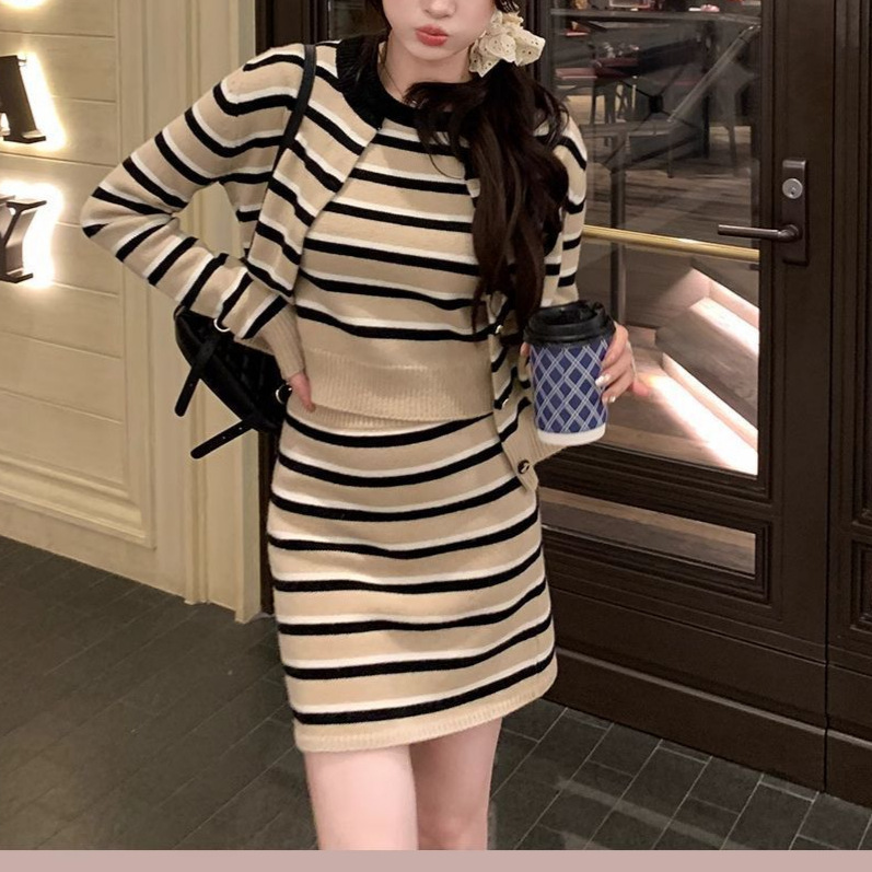 法式条纹针织开衫套装女2025秋季新款小香风开衫短群上衣三件套|undefined