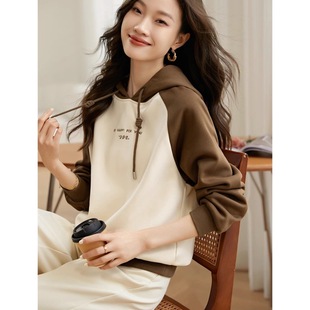 Contrast Color Raglan Sleeves Simple Velvet Sweatshirt 2023 Winter New Casual Japanese Style Versatile Warm Hooded Sweatshirt