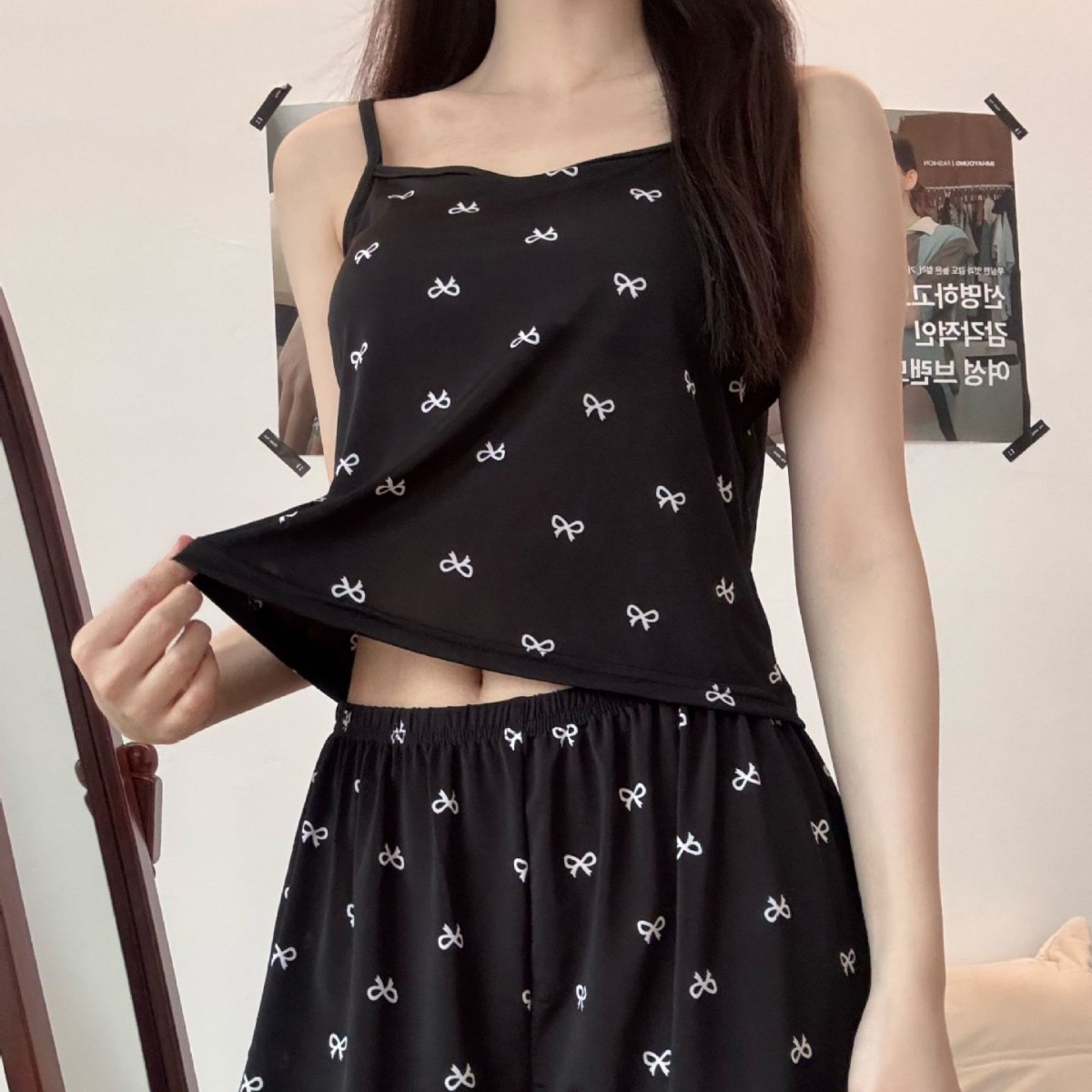 Venta al por mayor transfronteriza de imitación de hielo cinta cojín en el pecho pijamas mujeres sexy verano transpirable tirantes elásticos traje ropa a domicilio