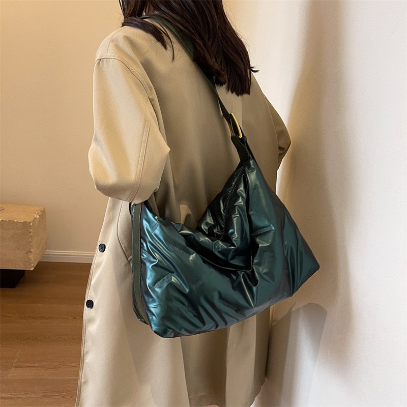 2024 nueva moda de ropa de algodón bolsa de mensajero de las mujeres simple todo partido de gran capacidad bolsa de hombro bolso de mano de las mujeres al por mayor