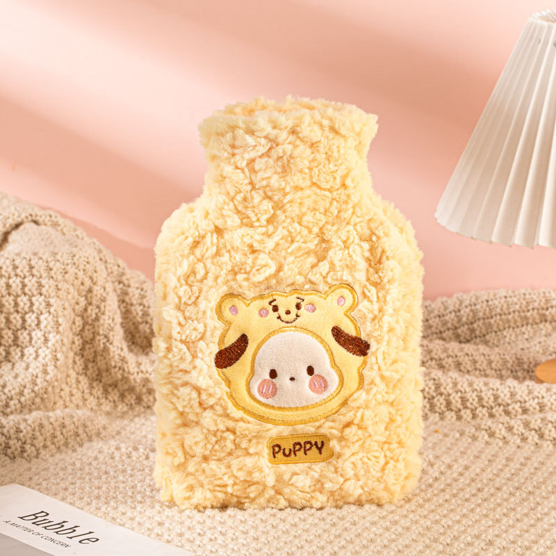 Nueva bolsa de agua caliente inyección de agua engrosada compresa caliente a prueba de explosiones Palacio vientre bolso caliente grande tamaño pequeño estudiante femenino felpa lindo