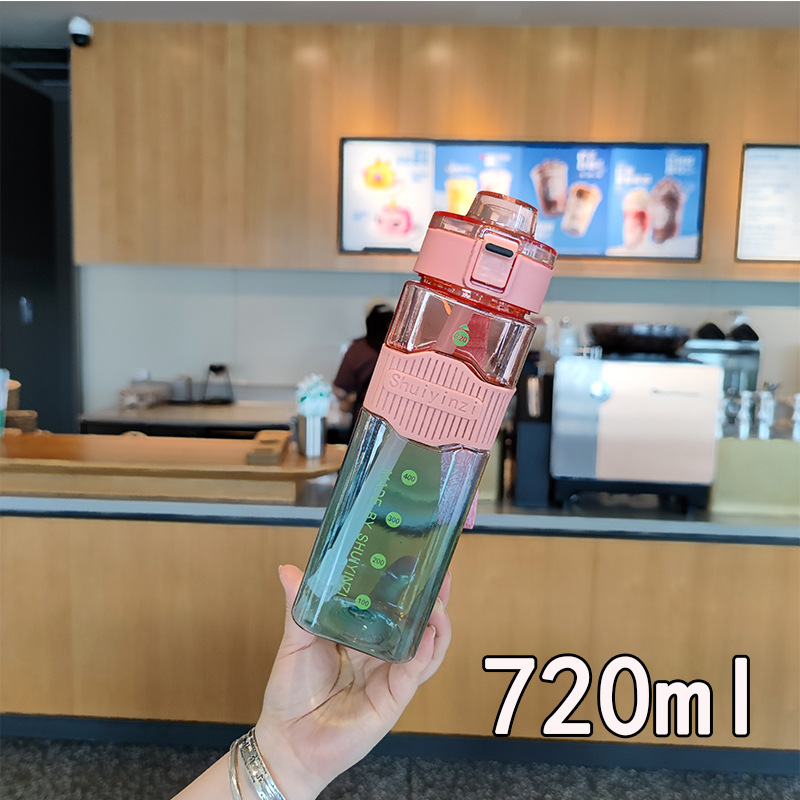 Verano nuevo colorido cuadrado de paja taza de agua de plástico portátil cuerdas rebote cubierta botella de agua deportiva al aire libre