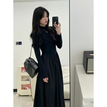 С���Ӻ�ɫ�B��ȹŮ�ﶬ��2025����ձ��L�r�ид�״��ȴ�ȹ��