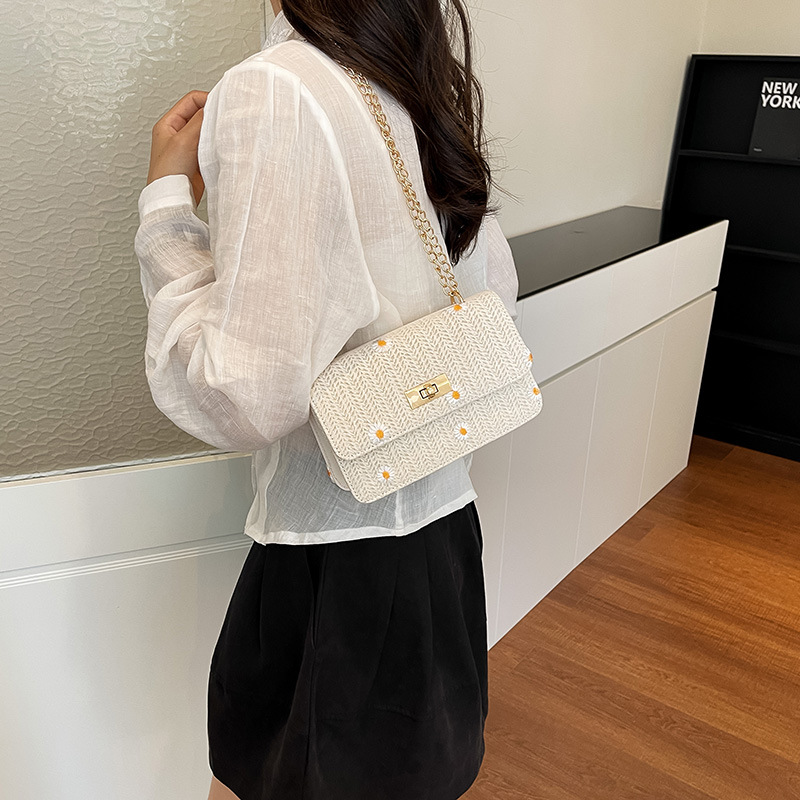 Bolsa de hombro de moda de cadena trenzada 2026 verano nuevo estilo simple de moda casual elegante bolso de tramo oblicuo