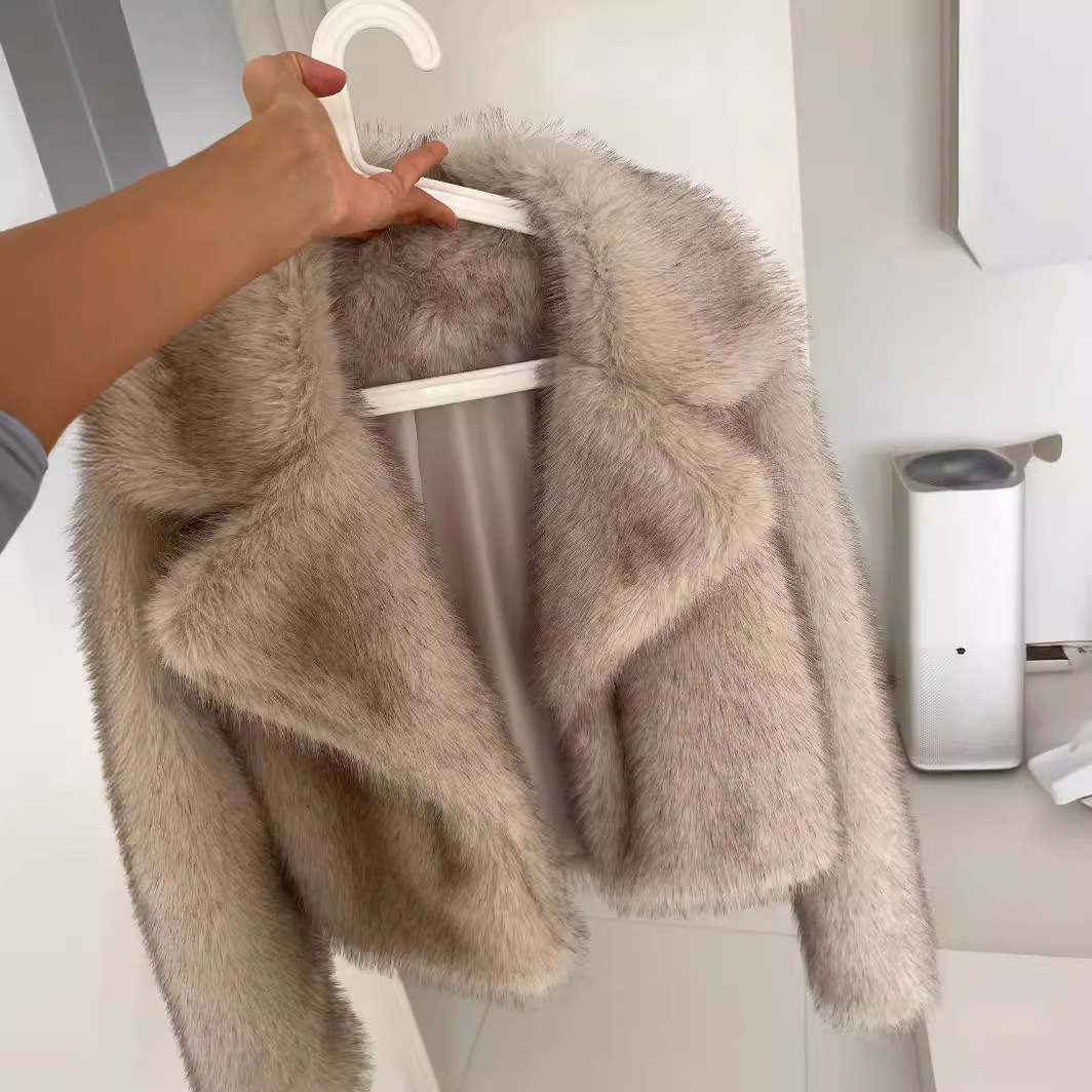 Women's Clothing fur coat for women in winter with large lapel short style, ladylike temperament,fur dyed with sharp fur fur top_voghion.com