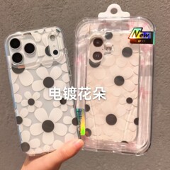 ミカルン 花柄小黒熊 雲桜透明ケース iPhone 15 Pro Max対応