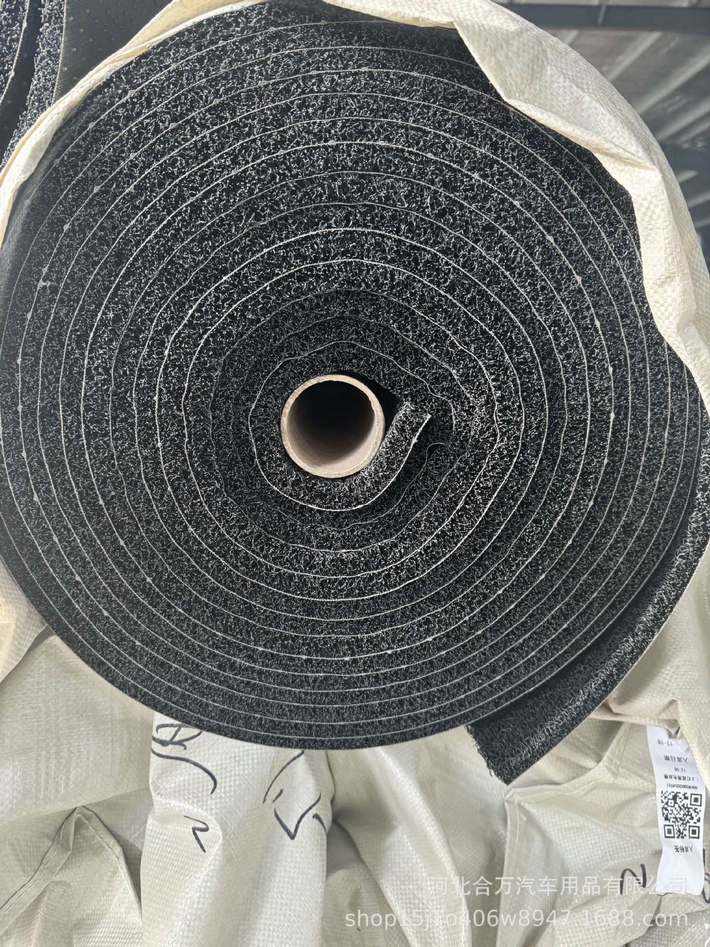 Wholesale Silk Loop Pile Floor Mats, Non-Slip, Easy to Maintain, Washable, Thickened, Direct from the Manufacturer, Available in Various Sizes, Customizable