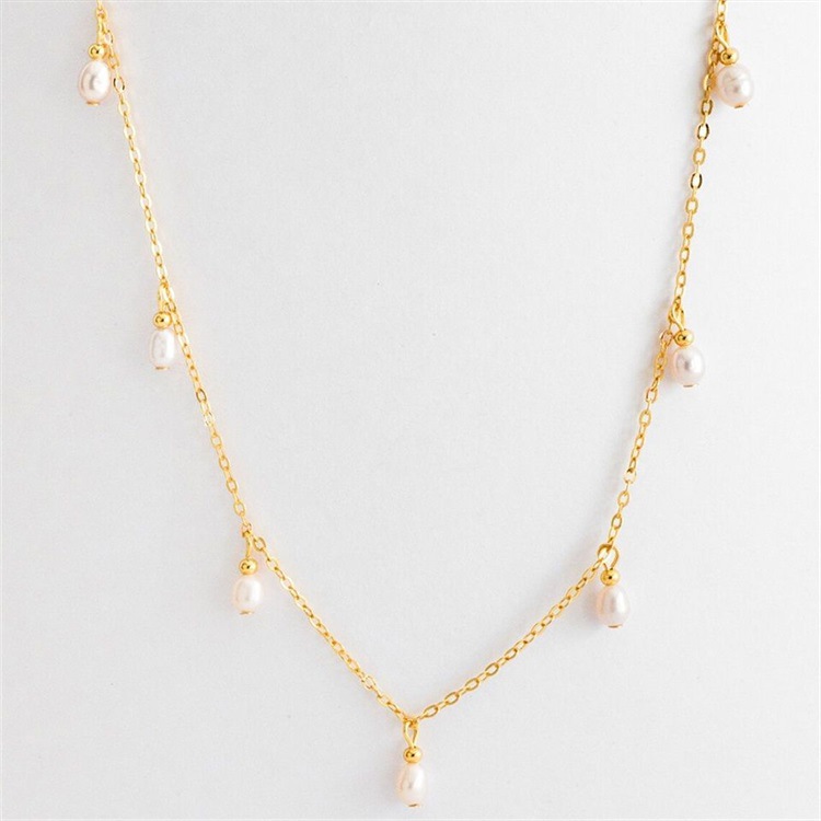 PVD Coated Real Gold Plated Solid Color Stainless Steel Imitation Pearl Elegant Waterproof Non Tarnish 304 Stainless Steel Necklace display picture 5