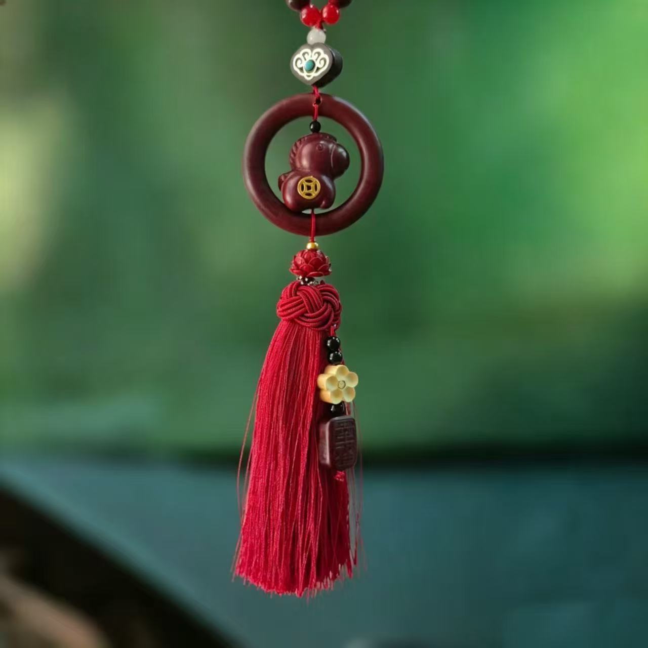Rosewood Small Horse Apple Car Hanging Ornament, High-End and Exquisite Car-Mounted Safety Pendant, Interior Car Decoration, Car Hanging Accessory