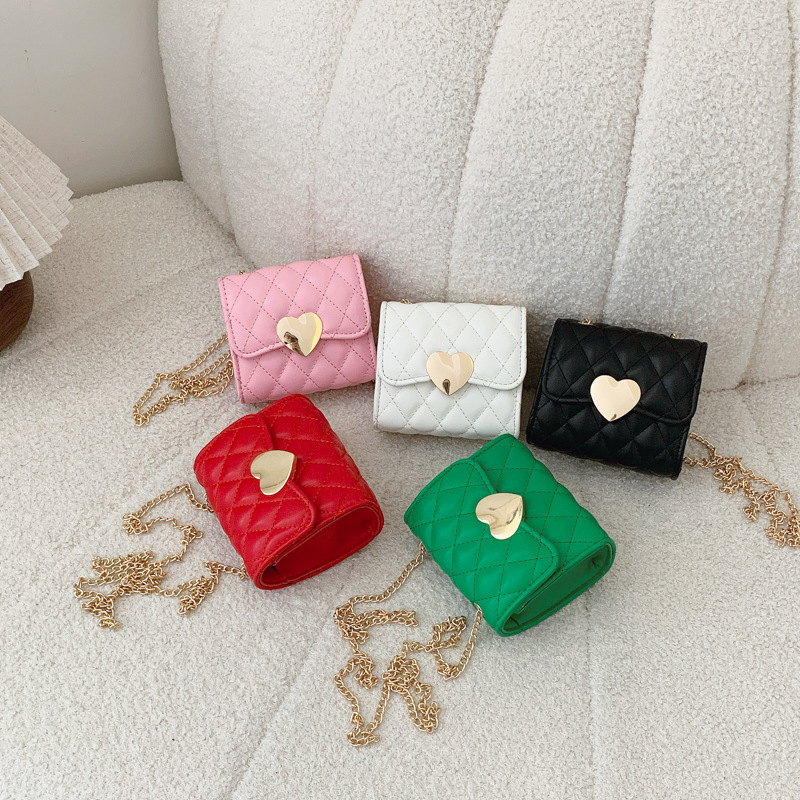 Versión coreana del bolso de hombro para niña con fragancia pequeña dulce amor estilo occidental Lingge baby bandolera nuevo bolso de cadena para niños