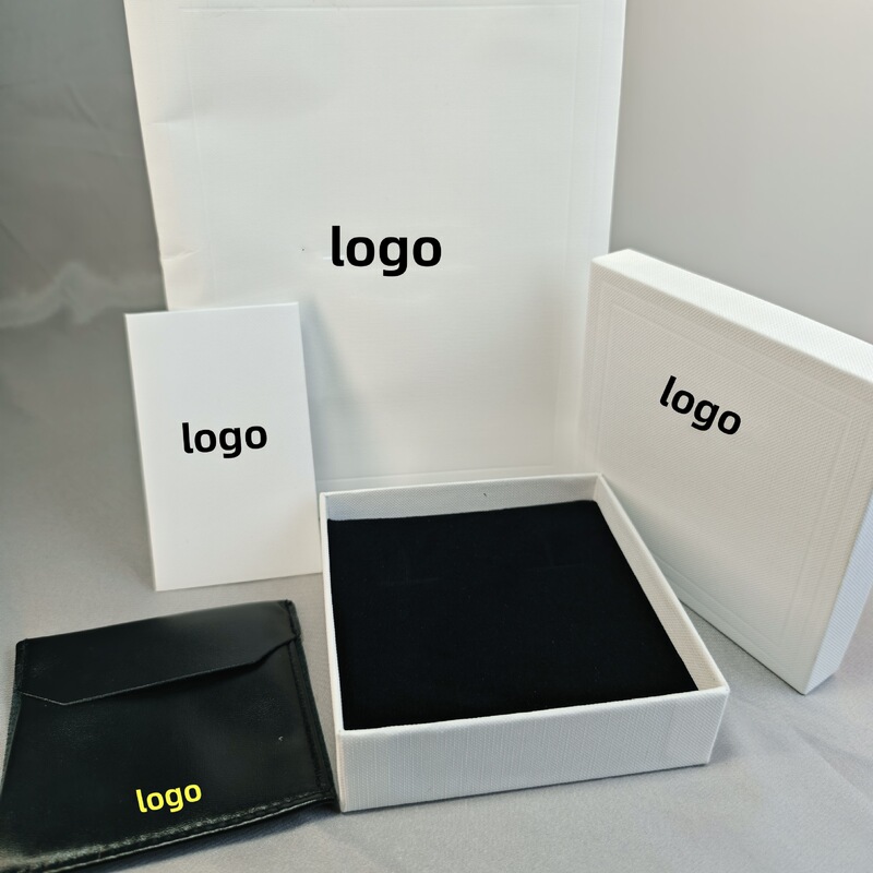 White Celine Necklace Jewelry Packaging Box, Celine Leather Pouch, Velvet Bag, Light Luxury Jewelry Storage, Pendant Wholesale
