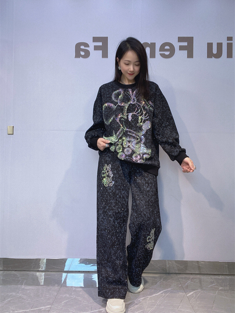 Marca de moda de ropa de mujer de cuello redondo corbata teñido suéter de manga larga de otoño y invierno nuevo tipo de pantalones recto ropa deportiva dos piezas