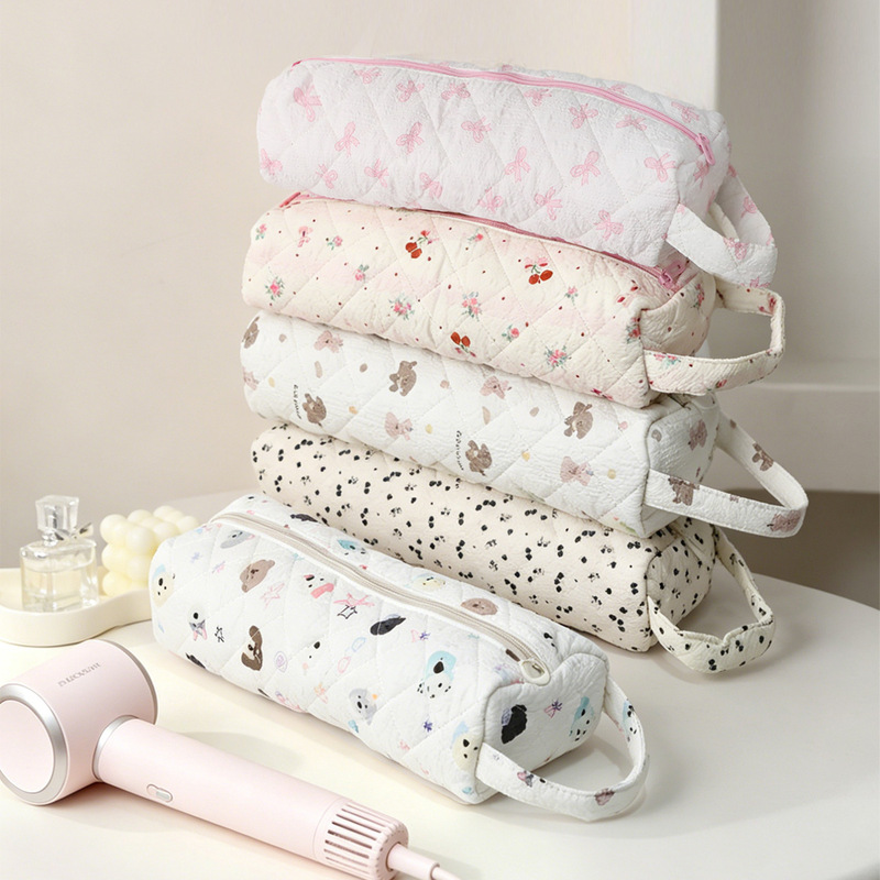 Portable Handheld Hair Dryer Storage Bag, Stylish Quilted Curling Iron and Straightener Hair Styling Tool Storage Bag Portable Handheld Hair Dryer Storage Bag, Stylish Quilted Curling Iron and Straightener Hair Styling Tool Storage Bag