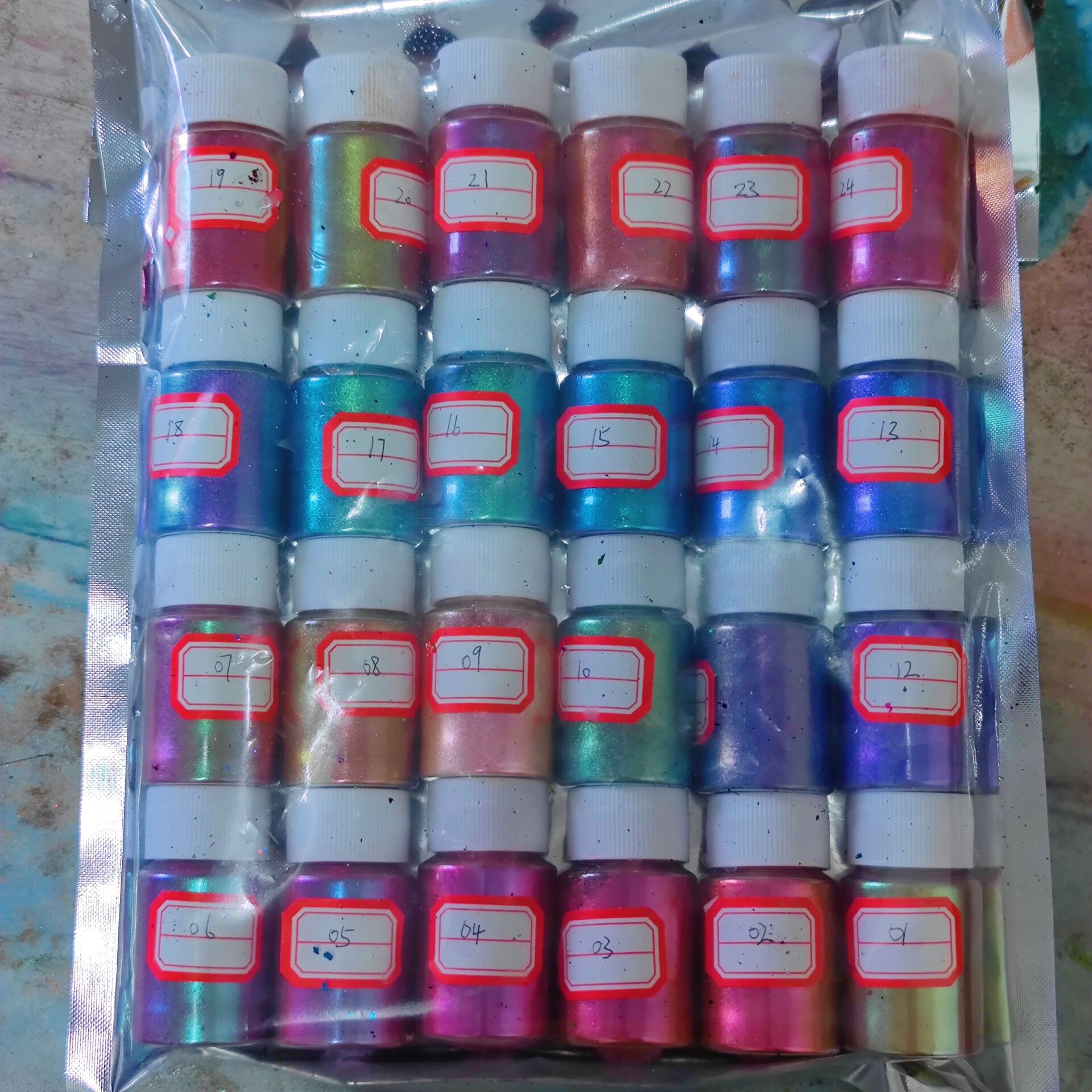 跨境亚马逊24色chameleon powder变色龙粉套装变色龙珠光料10g/瓶