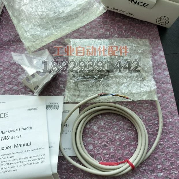 BL-180 KEYENCE CCD ultra-small barcode reader Brand new original authentic spot