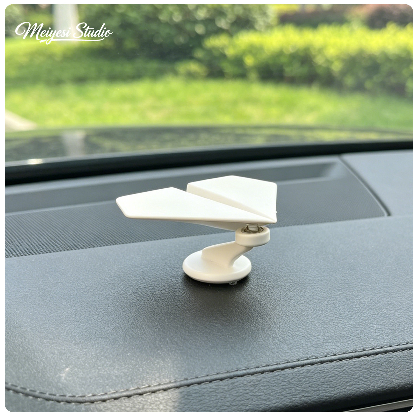 Crayón nuevo avión giratorio 2026 nuevo automóvil adorable joyería de dibujos animados decoración de curación descompresión