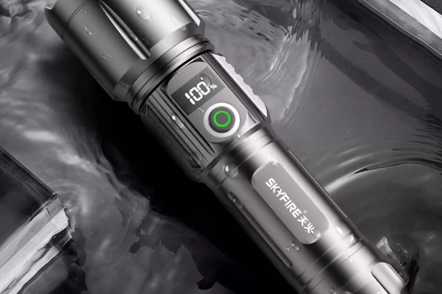 New Flashlight with Strong Light, Rechargeable, Outdoor, Ultra-Bright, Long-Range, Small, Mini, Portable, Durable, Mixed Led Light
