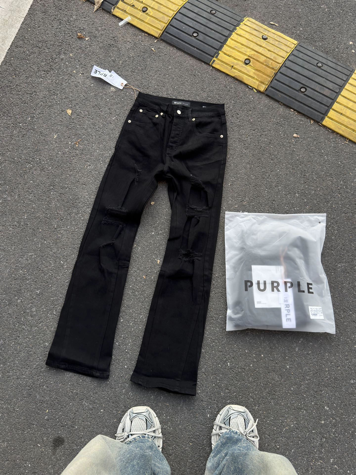 Jeans, megaphone, trousers, tight