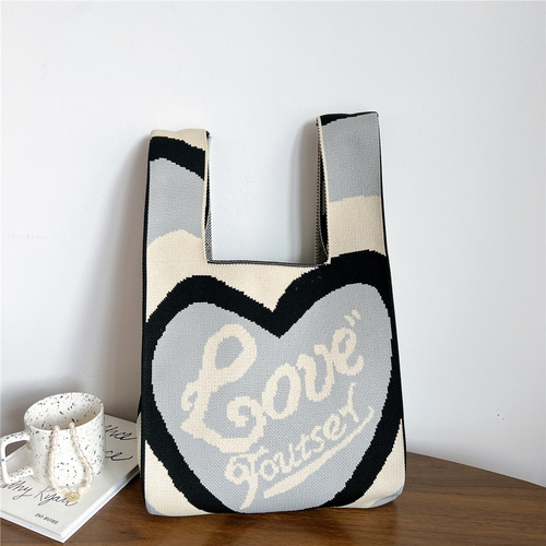 Large Heart-shaped Large Capacity Small Handbag for Women, Knit Hand-held Tote Bag, Outdoors Portable Storage Bag, Korean Style Handbag