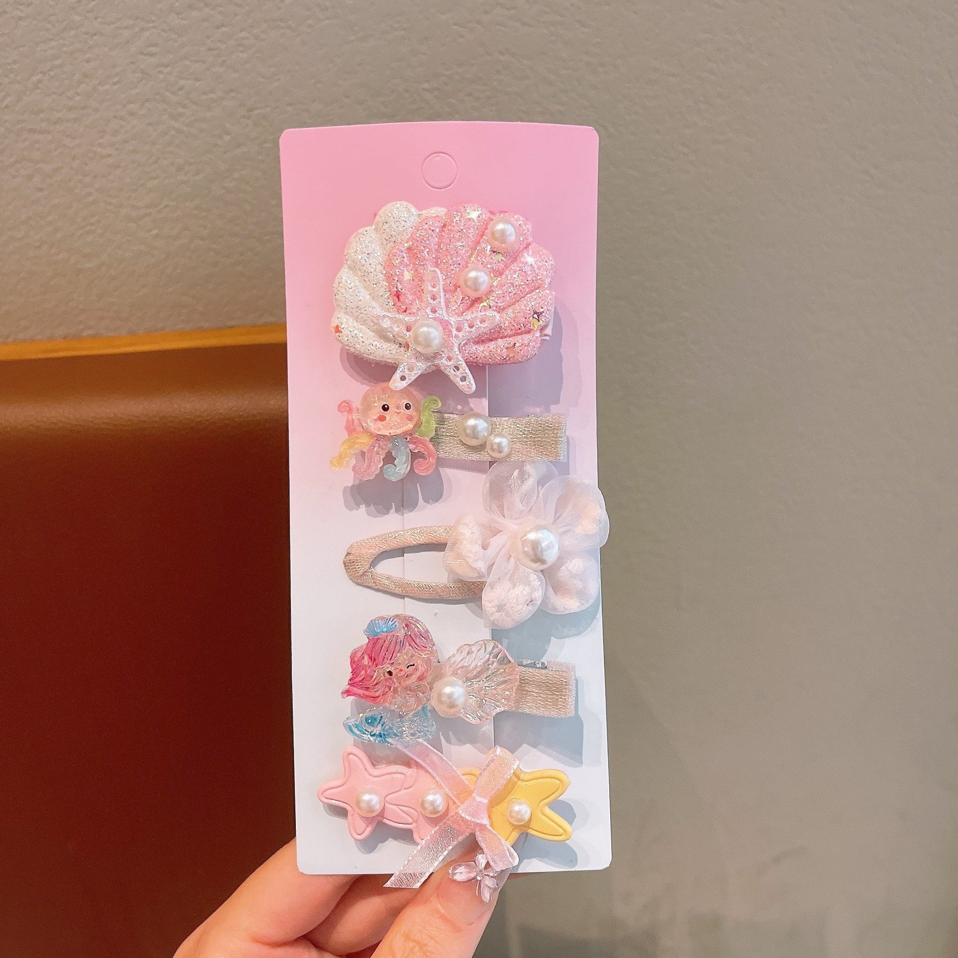 Bonitos pequeños niños frescos clip de pelo conjunto marino viento conchas estrellas perlas tarjetas de pelo princesa niñas al por mayor