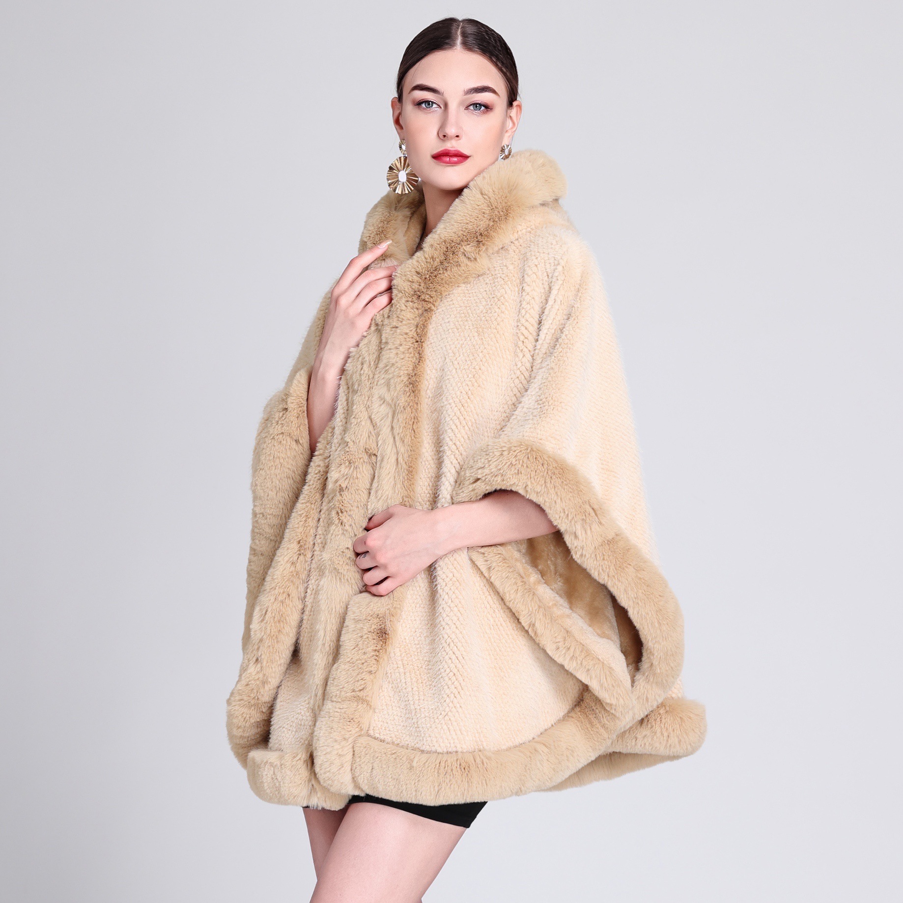 Fur collar and fleece thick cape cape large size loose cape coat_voghion.com