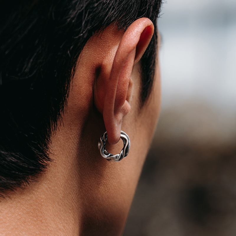 Denise Mobius Plain Hoop Earrings Men's Earrings Retro High-End Handsome New Original Design Elegant Style