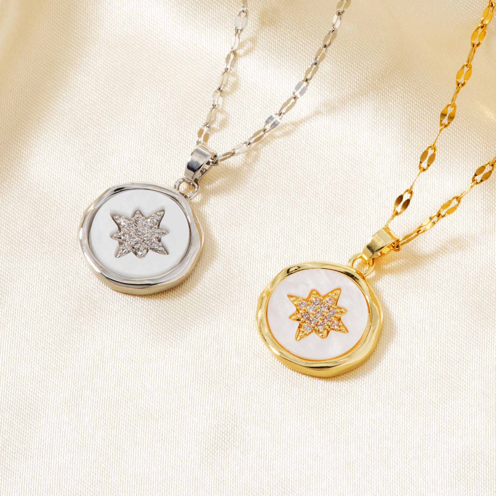 Collar de cadena con estrella de circón estilo coreano hombre_voghion.com