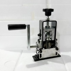 卸売り快速交換ナイフ小型剥離機は電気ドリルの手をつないで廃電線の皮むき用剥離器を回すことができる