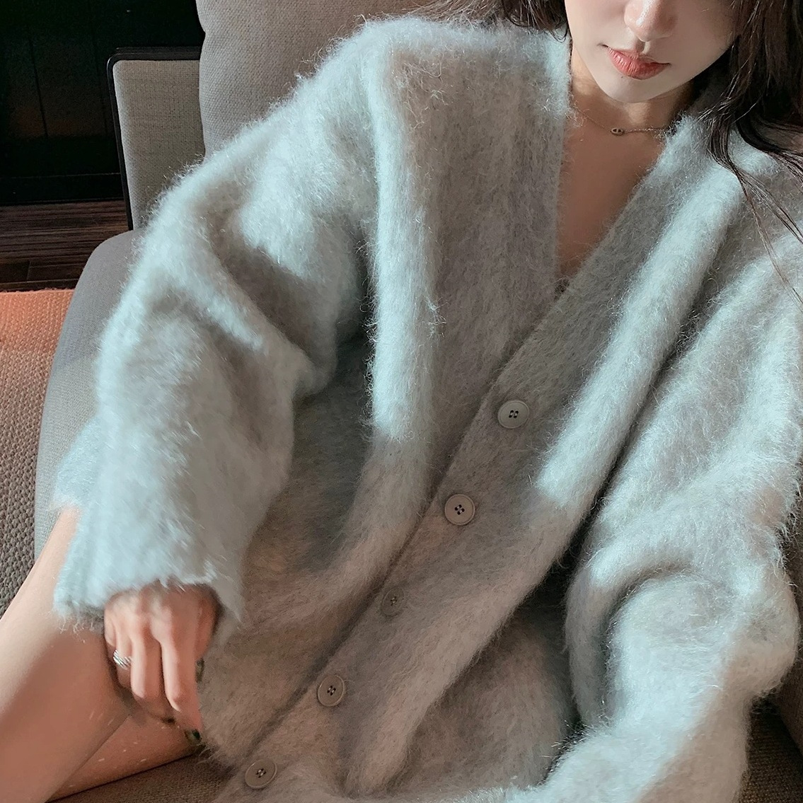 릴리 좋아요 슈퍼 베이비 헤어 카디건 최고 럭셔리 수입 670G 수제 헤어 플루