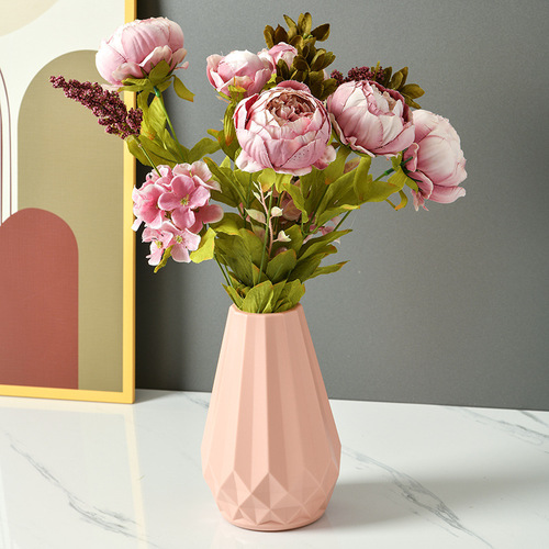Light luxury plastic vase, home decoration vase ornaments, hydroponic flower vase, PE resistant to falling and not easy to break, flower arranging device