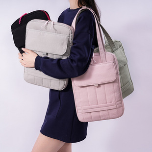 2025 New Autumn and Winter Niche Design Shoulder Handbag Multi-Purpose Computer Bag Simple Commuter iPad Protective Bag