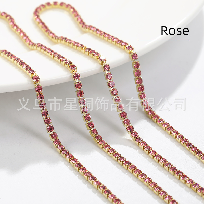 Ventas directas transfronterizas 2mm-3mm fondo de cobre color cuatro esquinas cadena de garras cadena de diamantes densa ropa de bricolaje accesorios para vestidos de novia