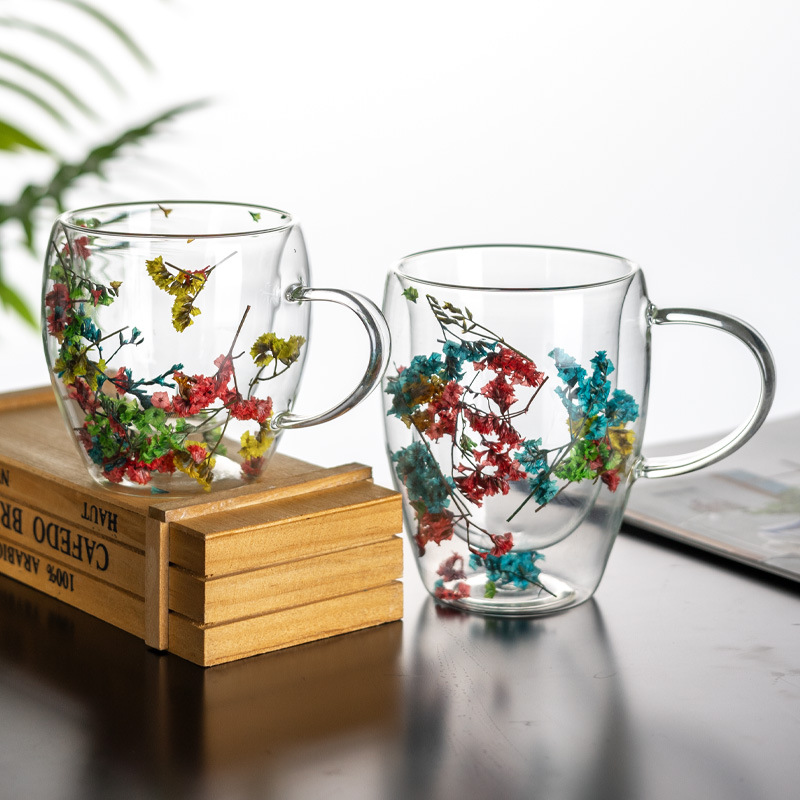 Taza de vidrio de doble capa resistente al calor, taza de agua de flores secas de flores reales creativas, sala de estar de moda para el hogar, taza de bebida de leche de café