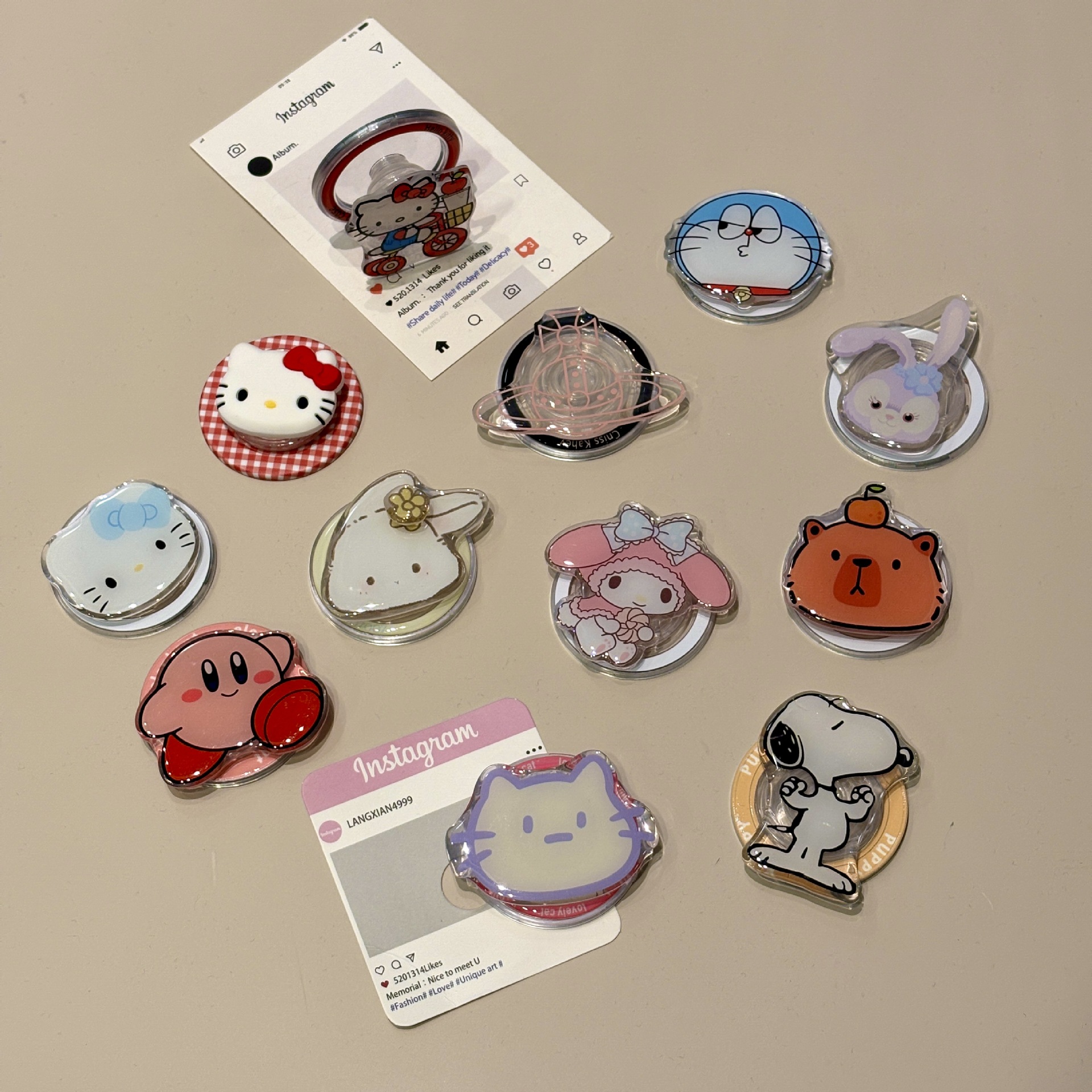 Japón y Corea del Sur lindos dibujos animados Magsafe succión magnética soporte de teléfono móvil airbag telescópico plegable portátil de escritorio adsorción magnética