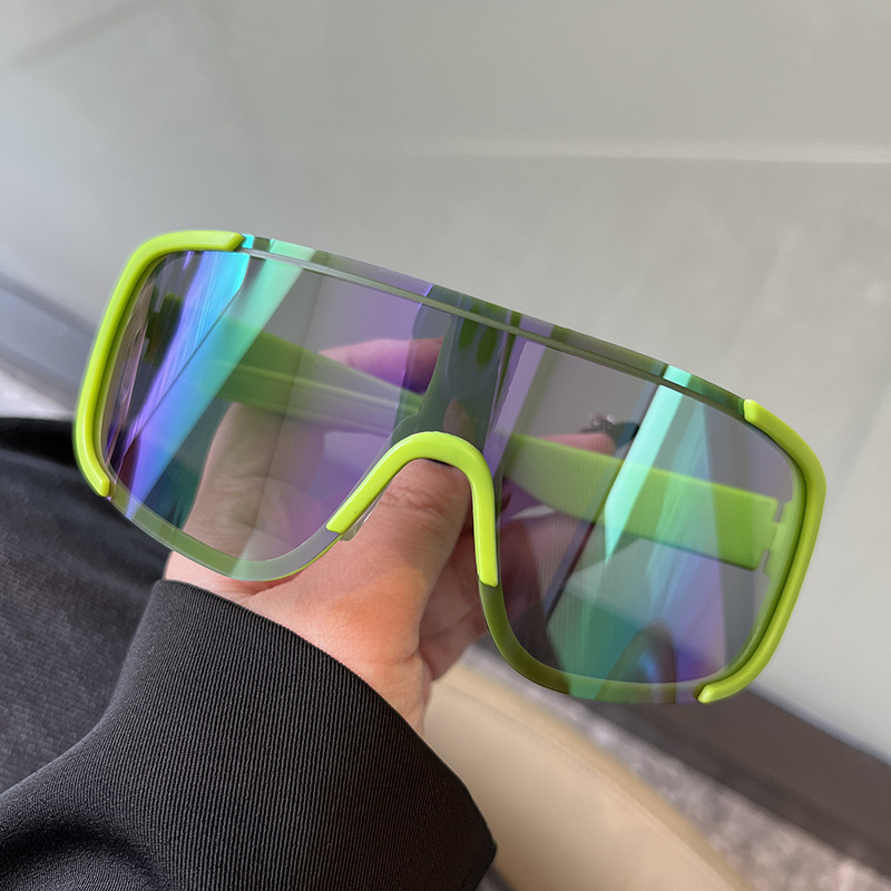 green frame green sheet