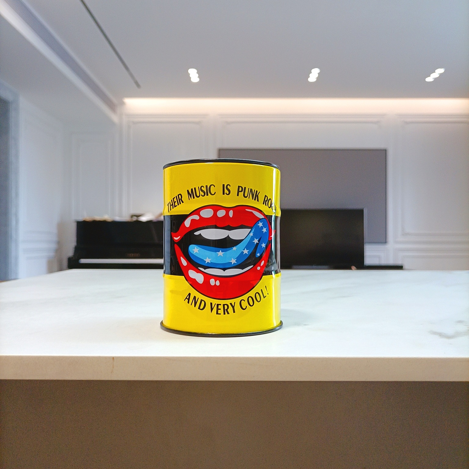 Moda japonesa de moda barril de aceite cenicero personalidad mini cenicero de acero inoxidable barril de gasolina cenicero